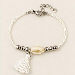 Elegant White and Silver Shell Bracelet